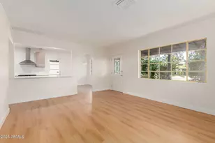 3526 E Cheery Lynn Rd, Phoenix, AZ 85018 - Photo 10