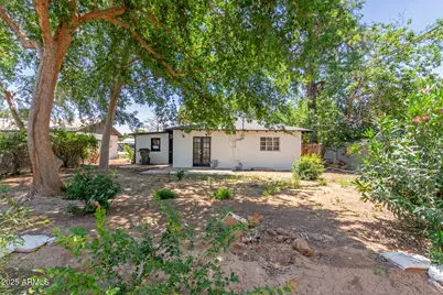 3526 E Cheery Lynn Road, Phoenix, AZ 85018 - Photo 28