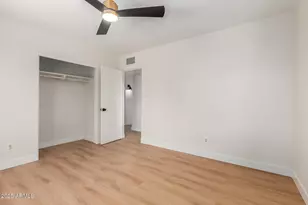 3526 E Cheery Lynn Rd, Phoenix, AZ 85018 - Photo 20