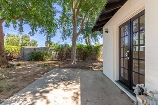 3526 E Cheery Lynn Rd, Phoenix, AZ 85018 - Photo 24