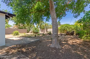 3526 E Cheery Lynn Rd, Phoenix, AZ 85018 - Photo 30