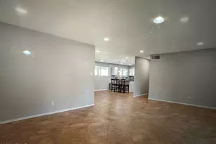 6111 N 64th Dr, Glendale, AZ 85301 - Photo 6