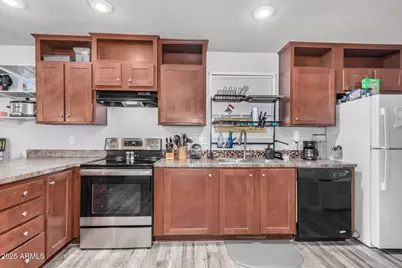 12721 W Greenway Way #200, El Mirage, AZ 85335 - Photo 10