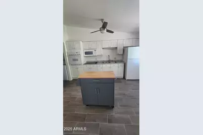 10582 W Oakmont Drive, Sun City, AZ 85351 - Photo 4