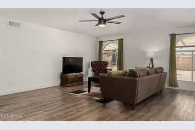 3765 W Wood Drive, Phoenix, AZ 85029 - Photo 10
