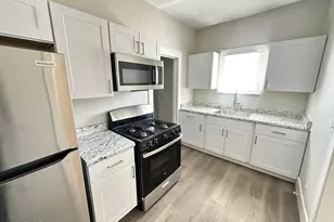 2032 W Adams St, Phoenix, AZ 85009 - Photo 1