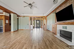 3123 E Cat Balue Dr, Phoenix, AZ 85050 - Photo 10