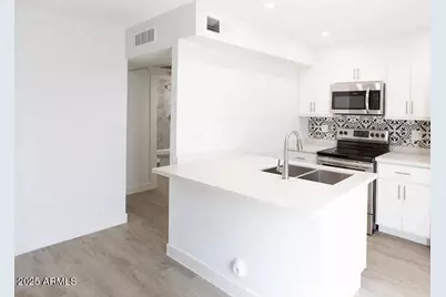 4450 N Longview Avenue, Phoenix, AZ 85014 - Photo 12