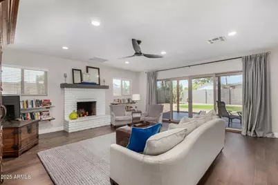 6839 E Earll Drive, Scottsdale, AZ 85251 - Photo 12