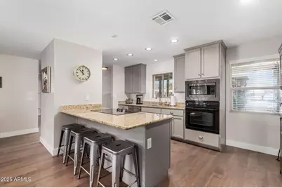 6839 E Earll Drive, Scottsdale, AZ 85251 - Photo 4
