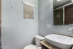 6839 E Earll Dr, Scottsdale, AZ 85251 - Photo 18