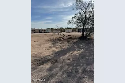 Xxxxx W Griffin Avenue #4,5,6, Wittmann, AZ 85361 - Photo 6
