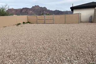 4079 E Roosevelt St, Apache Junction, AZ 85119 - Photo 16