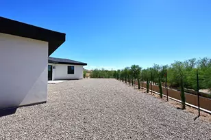 4079 E Roosevelt St, Apache Junction, AZ 85119 - Photo 32