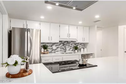 5243 W Vernon Avenue, Phoenix, AZ 85035 - Photo 2