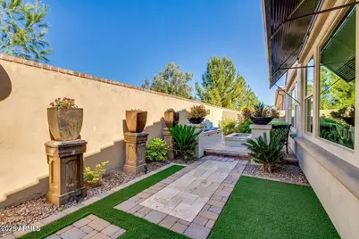 1952 W Yellowstone Way, Chandler, AZ 85248 - Photo 26