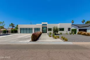 4002 E Avalon Dr, Phoenix, AZ 85018 - Photo 1