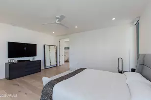 4002 E Avalon Dr, Phoenix, AZ 85018 - Photo 6