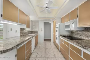 9805 W Gulf Hills Dr, Sun City, AZ 85351 - Photo 22