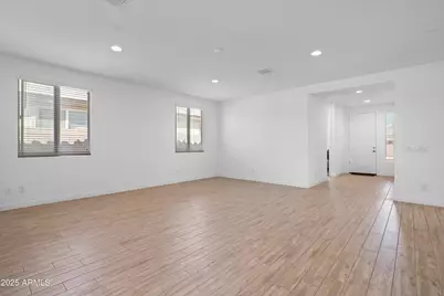 1541 W Carmen Street, Phoenix, AZ 85041 - Photo 10