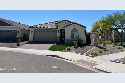 24146 N 162nd Lane, Surprise, AZ 85387 - Photo 2