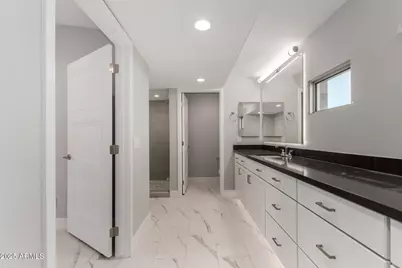 4525 N 40th Street #4, Phoenix, AZ 85018 - Photo 34