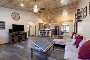 720 S Reynolds Ln, Show Low, AZ 85901 - Photo 14