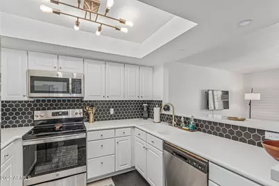 7401 E Northland Drive #4, Scottsdale, AZ 85251 - Photo 4