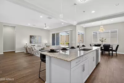 18916 W Laurel Lane, Surprise, AZ 85388 - Photo 14