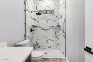 415 S Robert Road S, Tempe, AZ 85281 - Photo 42