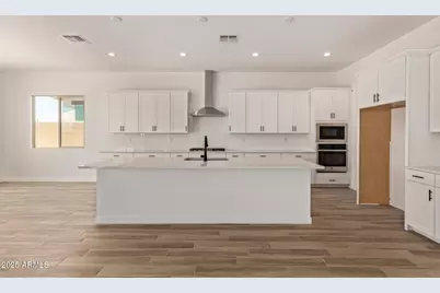 15833 W Bronco Trail, Surprise, AZ 85387 - Photo 4