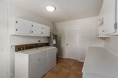 14610 N Bolivar Drive, Sun City, AZ 85351 - Photo 24