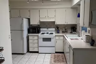 13822 N Silverbell Dr, Sun City, AZ 85351 - Photo 14