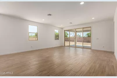 21348 N Belt Drive, Maricopa, AZ 85138 - Photo 8