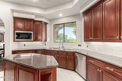 8614 N 17th Place, Phoenix, AZ 85020 - Photo 24