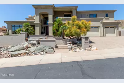 8614 N 17th Place, Phoenix, AZ 85020 - Photo 1