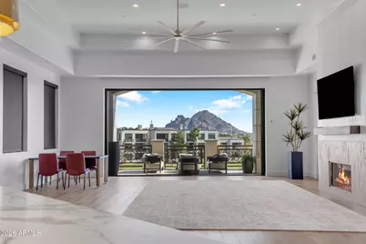 2 Biltmore Estate #313, Phoenix, AZ 85016 - Photo 16