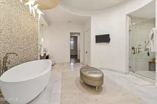 2 Biltmore Estate, Phoenix, AZ 85016 - Photo 40