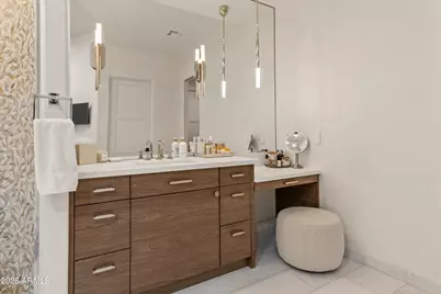 2 Biltmore Estate #313, Phoenix, AZ 85016 - Photo 42