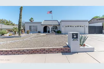 2033 E Hillery Drive, Phoenix, AZ 85022 - Photo 1