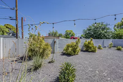 3834 E Clarendon Avenue, Phoenix, AZ 85018 - Photo 52