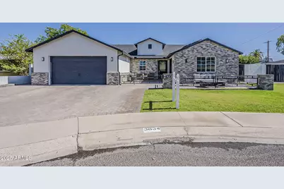 3834 E Clarendon Avenue, Phoenix, AZ 85018 - Photo 68