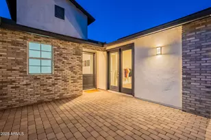 3834 E Clarendon Ave, Phoenix, AZ 85018 - Photo 4