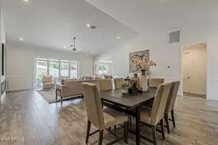 3834 E Clarendon Ave, Phoenix, AZ 85018 - Photo 12