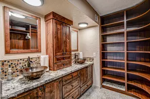 6520 E Peak View Rd, Cave Creek, AZ 85331 - Photo 22