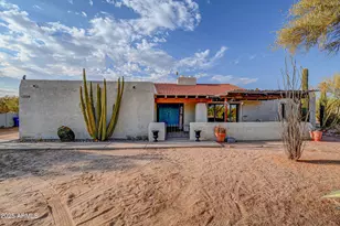 6520 E Peak View Rd, Cave Creek, AZ 85331 - Photo 1