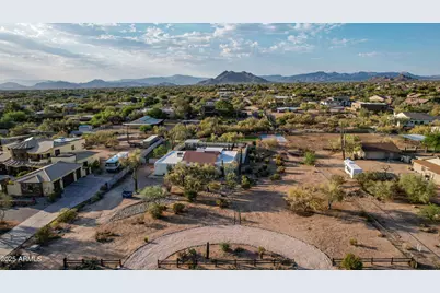 6520 E Peak View Road, Cave Creek, AZ 85331 - Photo 52