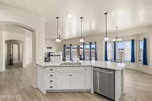 6647 E Big Spur Cir, Hereford, AZ 85615 - Photo 14