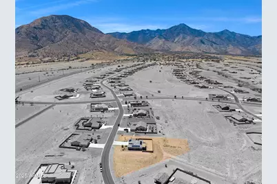 6647 E Big Spur Circle, Hereford, AZ 85615 - Photo 2