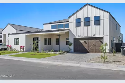 8503 S 9th Drive #17, Phoenix, AZ 85041 - Photo 1